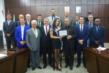 Câmara de Monlevade concede diploma de Mérito Desportivo à atleta Thayanne Guimarães