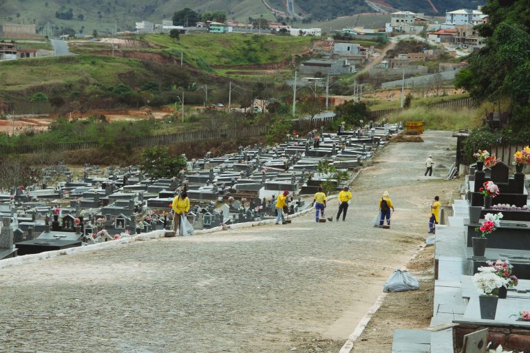Cemitérios de Itabira estão preparados para o Dia de Finados