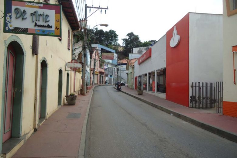 Itabira tem novas regras para publicidade em imóveis históricos