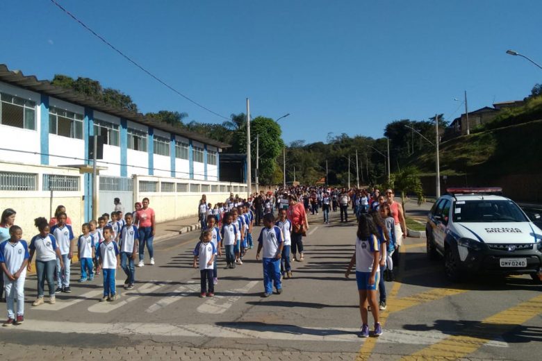 São Gonçalo resgata desfile de 7 de setembro