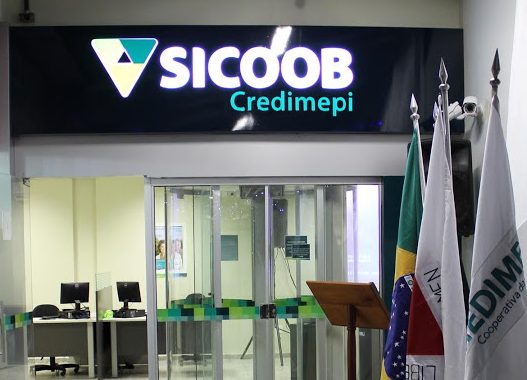Sicoob Credimepi contrata diferentes profissionais