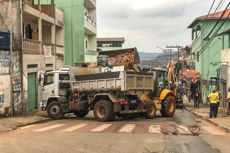Prefeitura de Mariana se mobiliza para reparar danos causados pela chuva