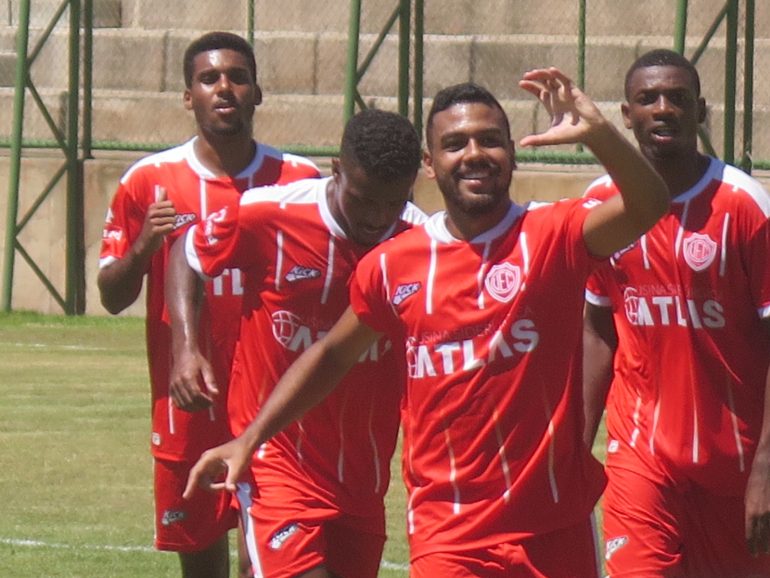 Com dois pênaltis, Valério bate a Patrocinense e mantém liderança da Terceirona