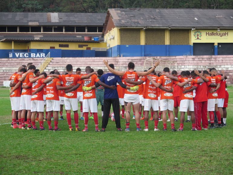 Valério confia na força da camisa e na resiliência no primeiro confronto das semifinais
