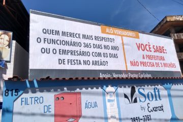 Vereador de João Monlevade faz outdoors em oposição ao pedido de empréstimo da Prefeitura
