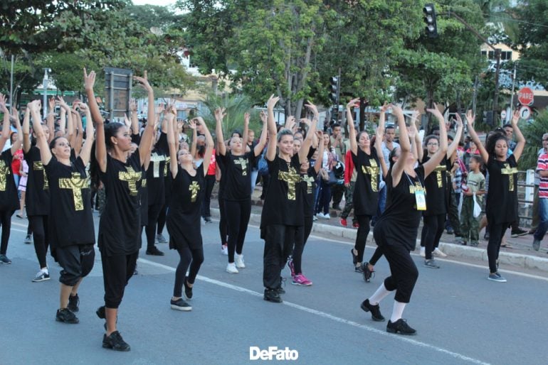 8ª Caminhada para Jesus reúne milhares em Itabira – VEJA FOTOS!