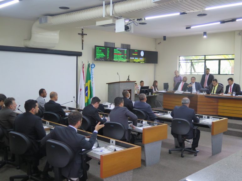 Pedido de vista a veto do prefeito tranca pauta da Câmara de Itabira