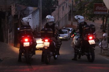 Homem é morto a tiro na porta de casa em Itabira