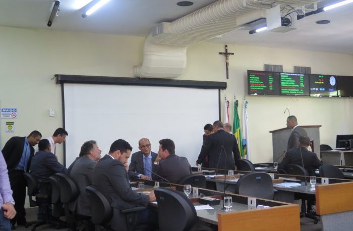 Câmara de Itabira institui Comissão de Ética e Decoro Parlamentar Câmara de Itabira institui Comissão de Ética e Decoro Parlamentar