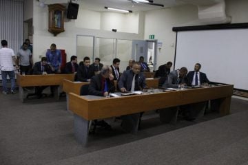 Vereadores votam nesta terça projeto que obriga o prefeito a atender emendas da Câmara