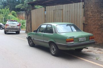 Professora tem Chevette furtado enquanto dava aula no Major Lage