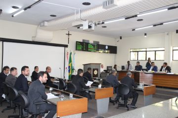 Veículos da Câmara deverão ter identificação do órgão e telefone da Ouvidoria