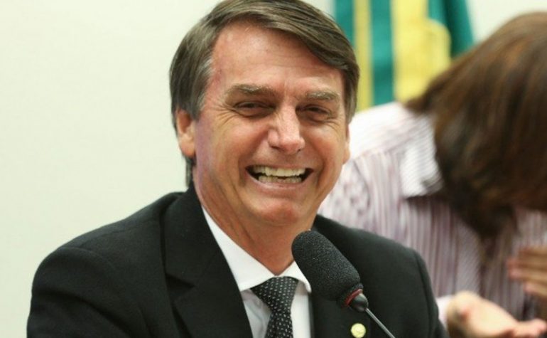 Bolsonaro pede a adversários que abandonem o “ódio sem necessidade”