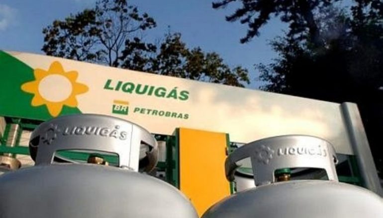 Petrobras questiona distribuidoras sobre preço do gás de botijão