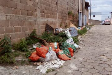 Despejo de lixo em locais irregulares vira rotina em Itabira