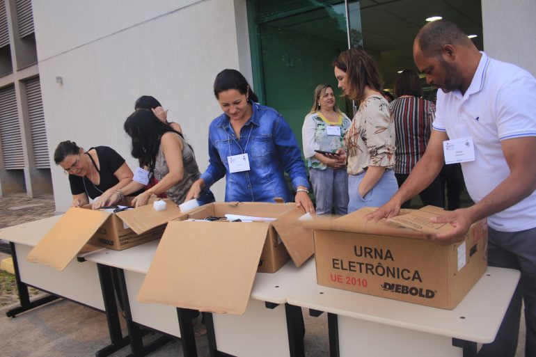 Itabiranos votam em massa em Bolsonaro, Zema e nos dois senadores eleitos