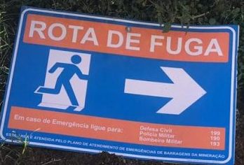 Placas de rotas de fuga voltam a ser alvo de vândalos em São Gonçalo do Rio Abaixo