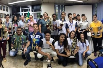 Destaques do Jemi são premiados pelo prefeito