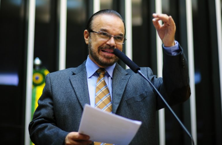Conheça o candidato e suas propostas: Lincoln Portela