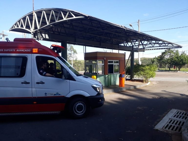 Criança é socorrida após se afogar em piscina de clube em Itabira