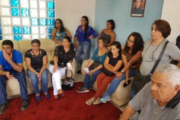 Alojados até hoje em hoteis, vizinhos de barragem da Vale em Barão relatam clima de incerteza e tensão