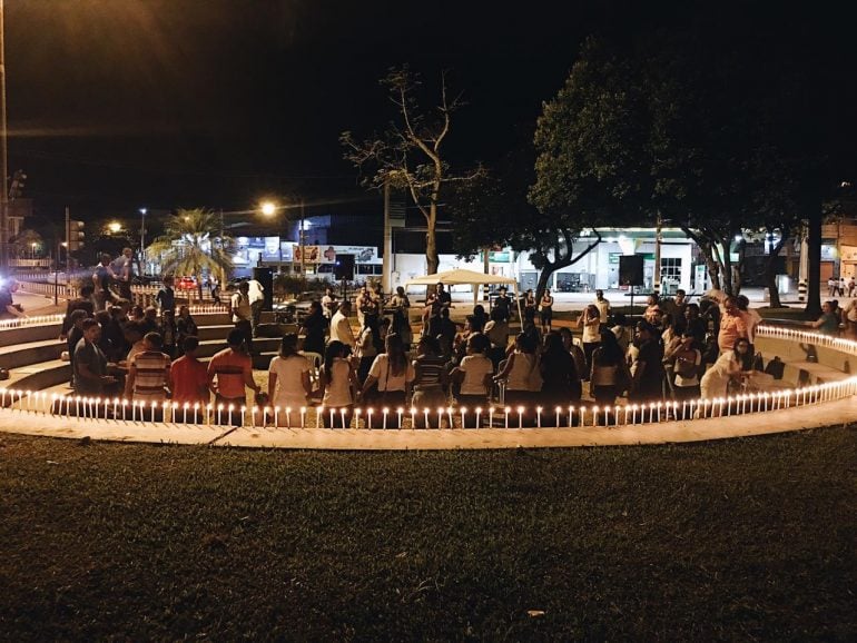 Culto ecumênico em Itabira presta homenagem aos mortos de Brumadinho