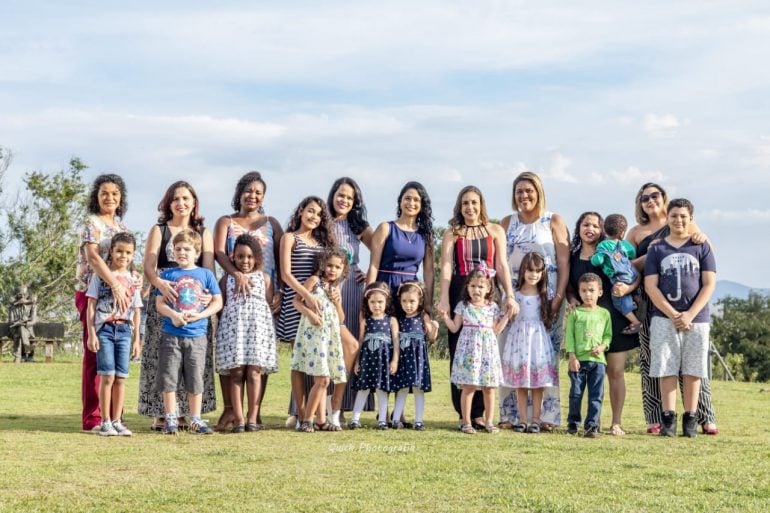 Servidoras fazem ensaio especial para o Dia das Mães em Itabira