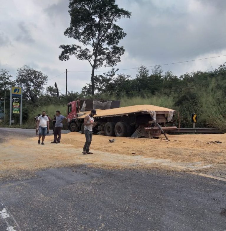 BR-381 tem trechos interditados e congestionados nesta quarta-feira