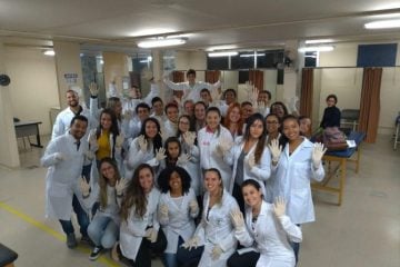 Formandos de Itabira e Belo Horizonte se unem em busca de respostas após calote de empresa