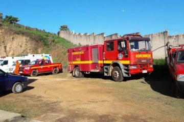 Bombeiros de Itabira, Ipatinga e BH se revezam para atender demandas de Barão de Cocais