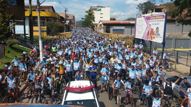 Polícia Militar realiza 4º passeio ciclístico em Barão de Cocais