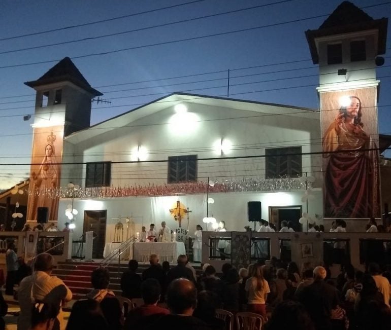 Padre critica “ritualismos vazios” e convoca católicos à reflexão em missa de Corpus Christi