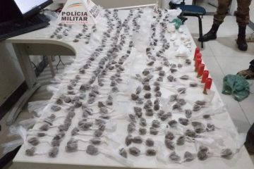 PM apreende 365 buchas de maconha no bairro Pedreira