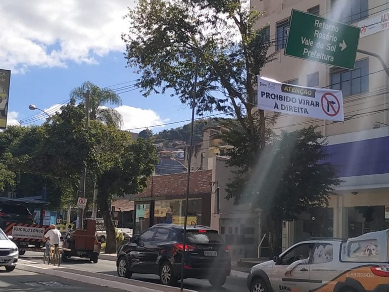 Novo Centro: Rua Neném do Lindinho e parte da Fernão Dias têm trânsito invertido em João Monlevade