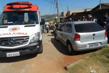 Corpo de homem morto a facadas é encontrado dentro de carro em Itabira