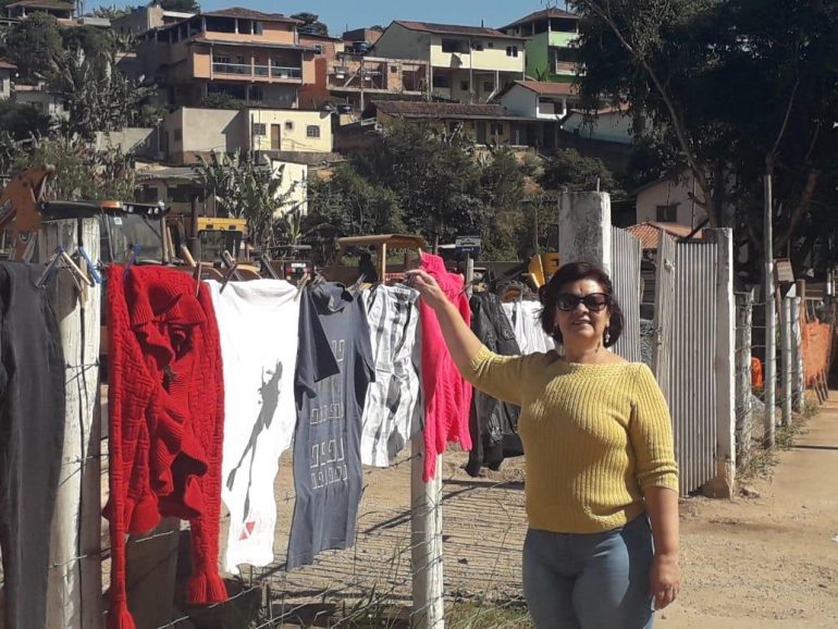 Itabirana cria campanha solidária para doação de roupas