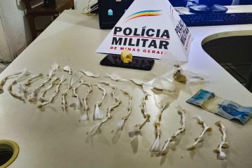 Polícia Militar apreende passageiro com mais de 70 pedras de crack