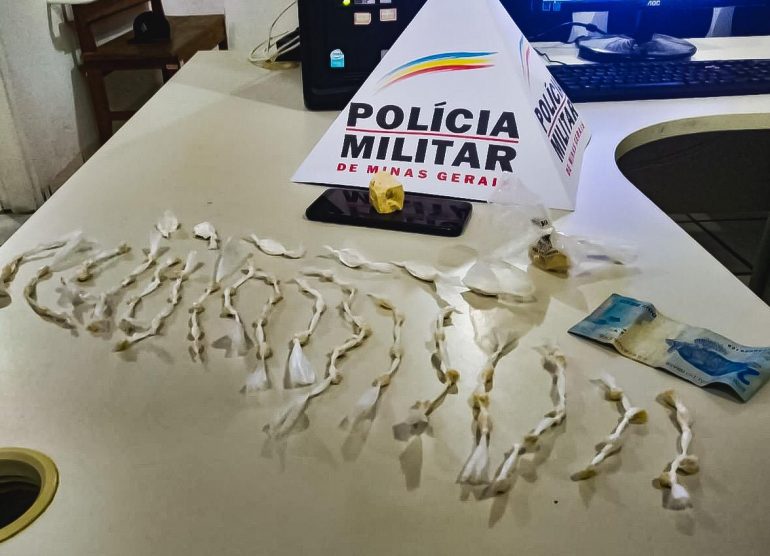 Polícia Militar apreende passageiro com mais de 70 pedras de crack
