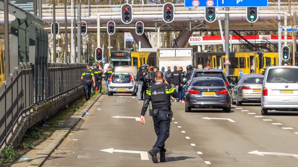 Ataque a bonde na Holanda nesta manhã deixa feridos