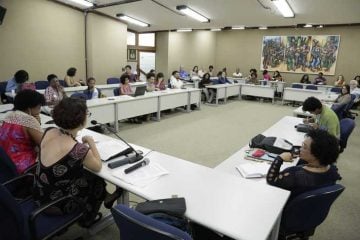 Comissão da UFMG faz conferência de candidatos às cotas raciais que se declararam negros