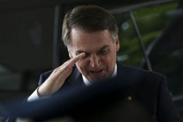 Bolsonaro compara relação entre ditadura e vítimas com casamento desfeito