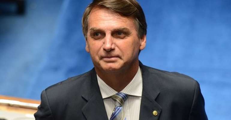 Rivaldo apoia Bolsonaro após divulgação de vídeo da reunião com ministros: “O Brasil agradece”