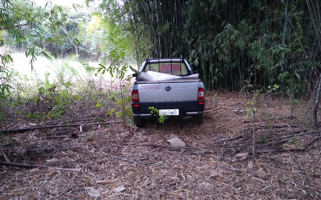 PM recupera caminhonete e cofre furtados em Itabira