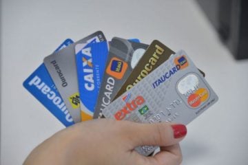 Clientes de baixa renda são os que mais renegociam dívidas de cartão