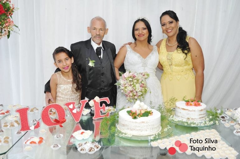 Voluntários do HNSD realizam sonho de paciente que queria se casar