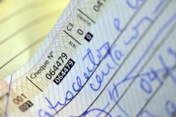 Juros do cheque especial subiram para 322,2% ao ano