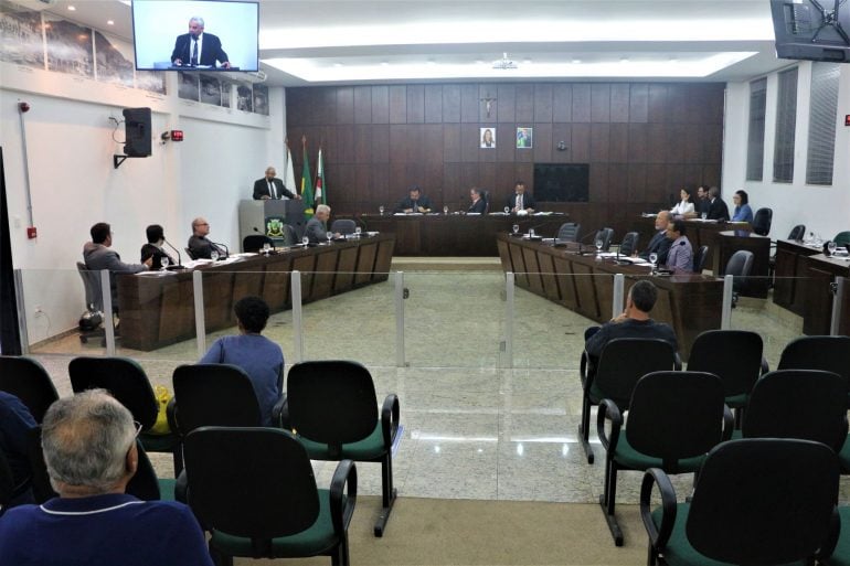 Vereadores aguardam explicações sobre quatro projetos de Lei em Monlevade