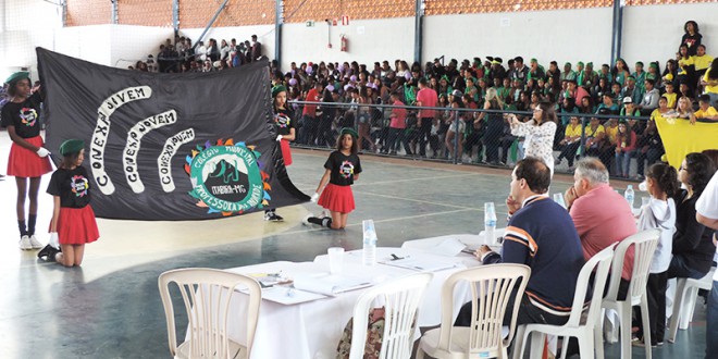 Torneio de atletismo reúne as escolas do Conexão Jovem