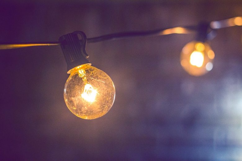 Bandeira amarela: luz fica mais cara a partir desta segunda-feira