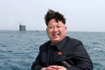 Coreia do Norte lança mísseis em direção ao Mar do Japão